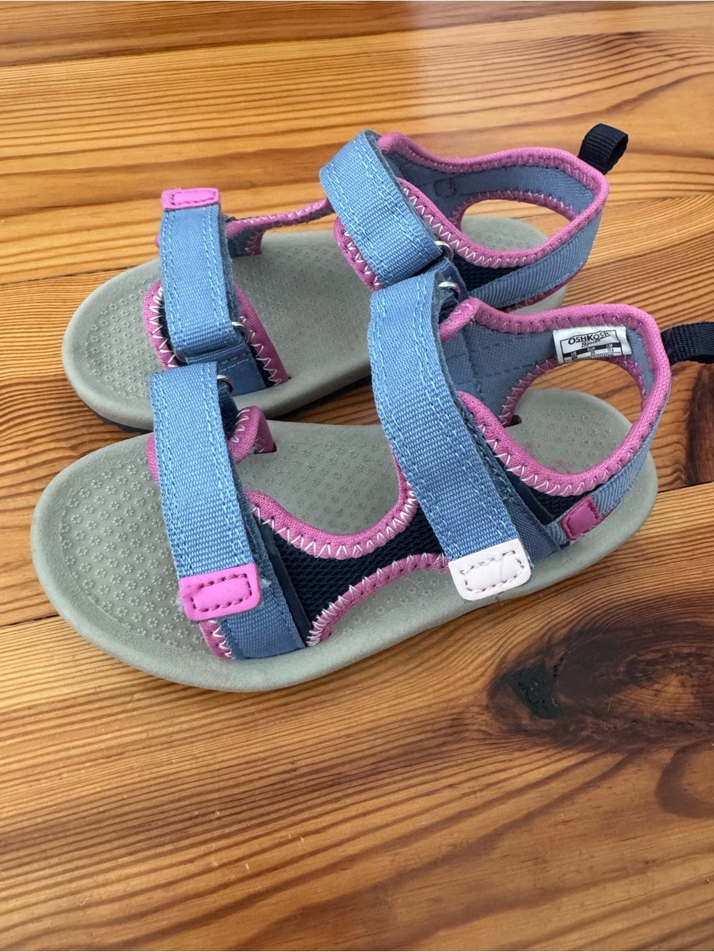 Kids OshKosh B’gosh Horchata Blue Pink Hook-and-Loop Sandals size 9 Toddler EUC